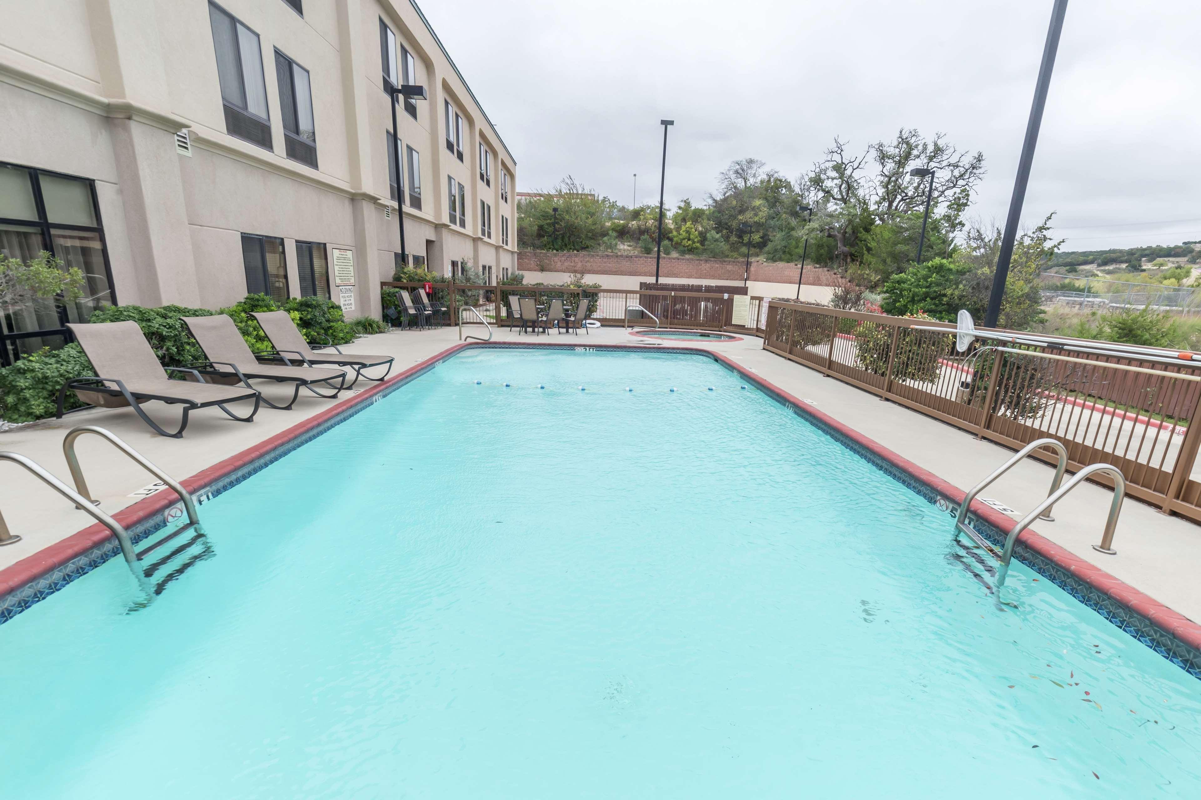 Hampton Inn Kerrville Extérieur photo